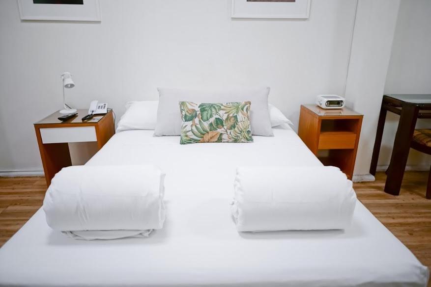 Kitnet Anibal De Mendonca Ipanema 公寓